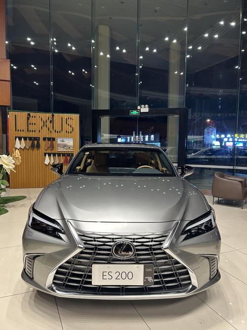 雷克萨斯20万左右的车suv／雷克萨斯20多万的车型号有哪些