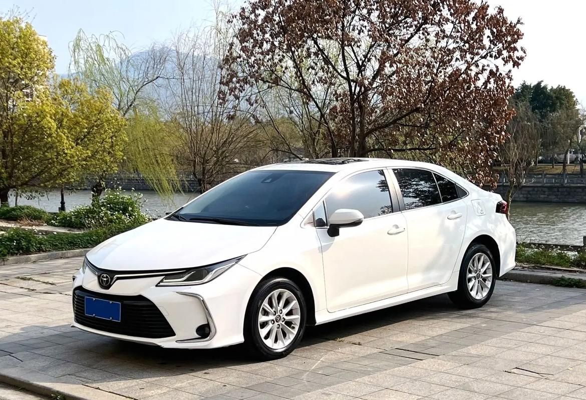 丰田卡罗拉混动版2019价格/丰田卡罗拉混动版2019价格多少