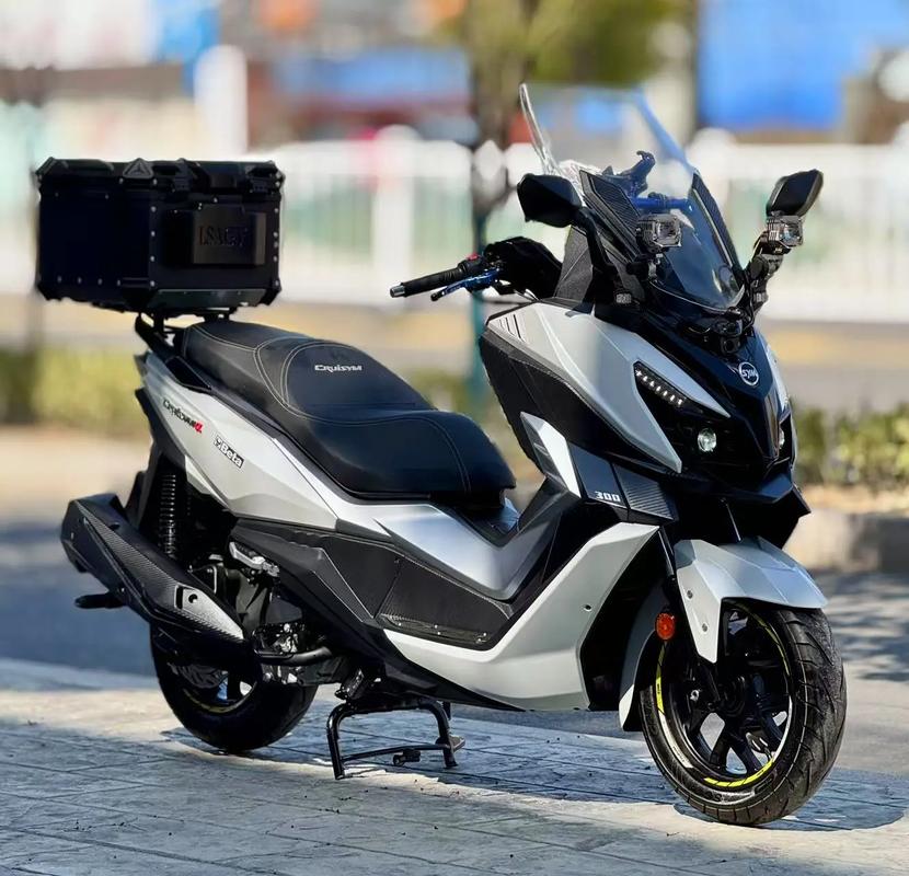 二手摩托车了300元(二手摩托车300cc)