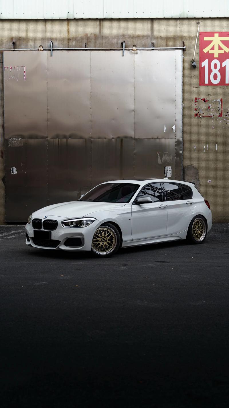 宝马1系轿跑 宝马 1 系