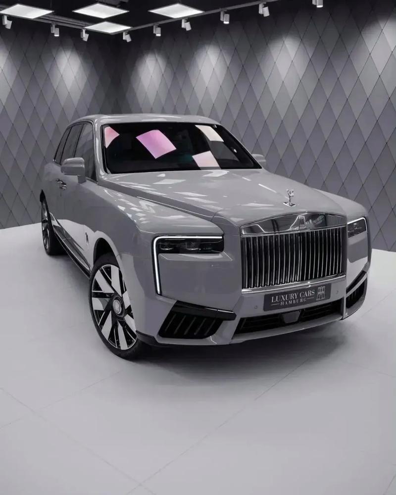 劳斯莱斯suv／劳斯莱斯suv车型