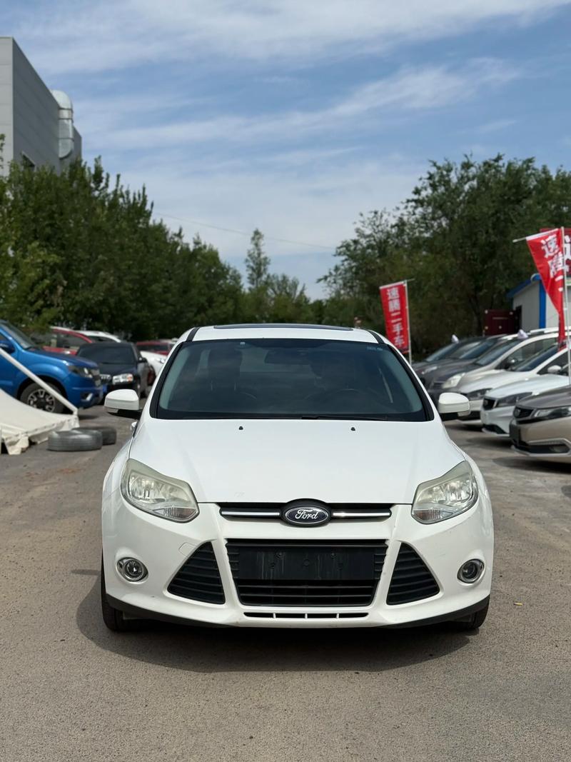 12年的福克斯值得买吗/12年的福克斯20运动版现在能卖多少钱